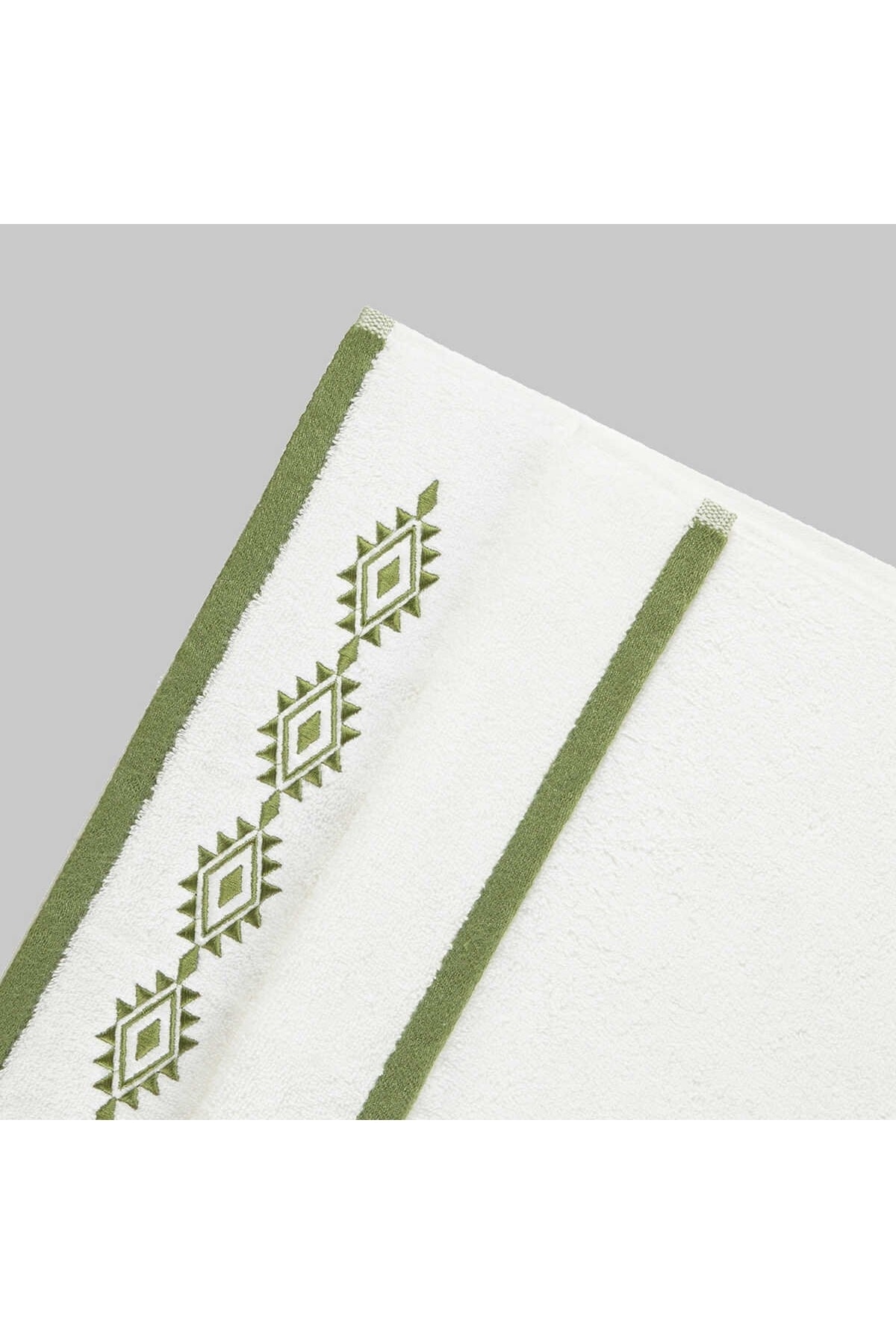 Açık Yeşil - Beyaz